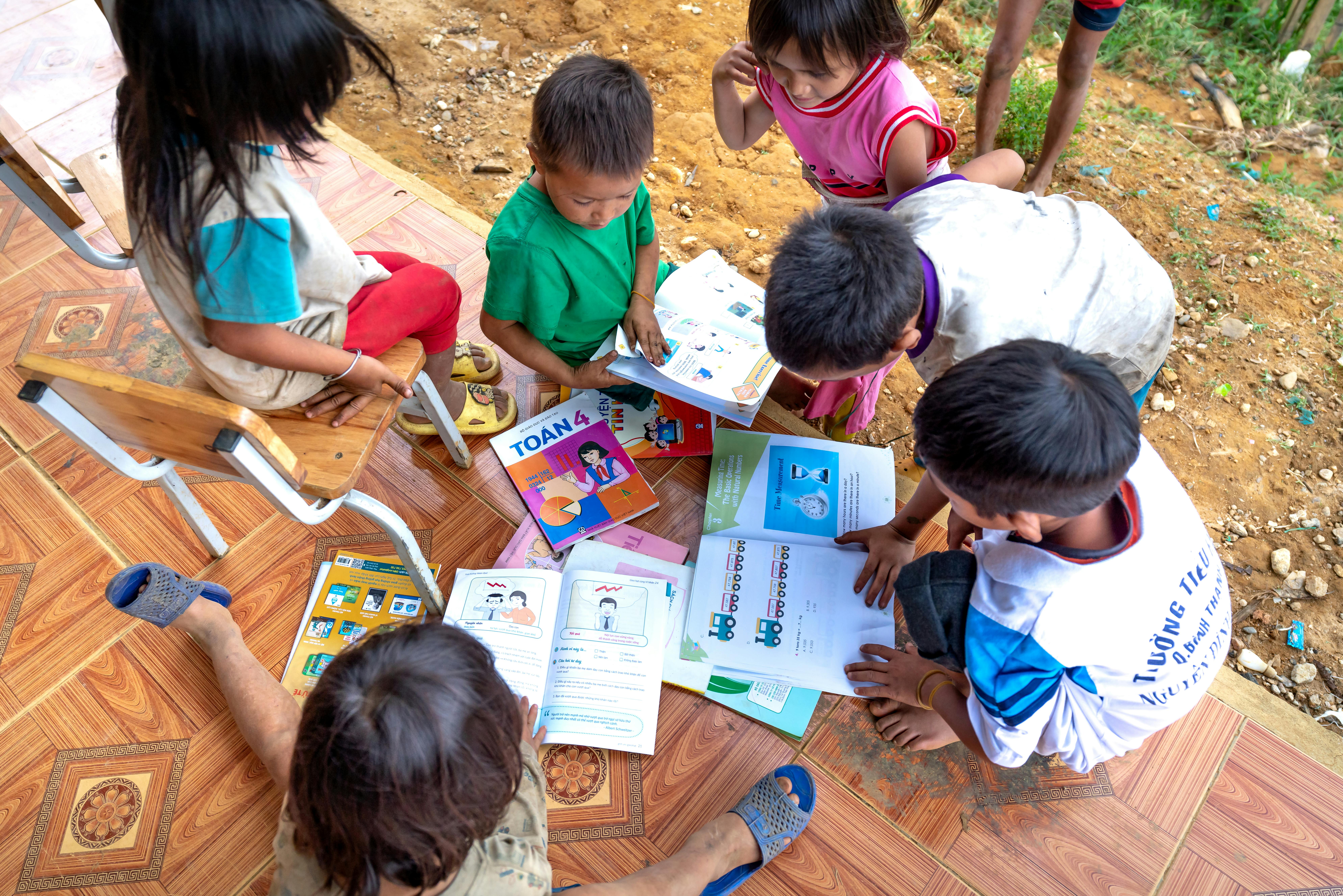 Tủ sách Dế Mèn